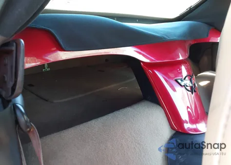 2002 Chevrolet Corvette z USA, uszkodzony, nr VIN 1G1YY32G125131329